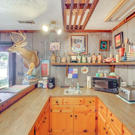 Smith Mountain Lake Retreat With Private Beach! Huddleston المظهر الخارجي الصورة