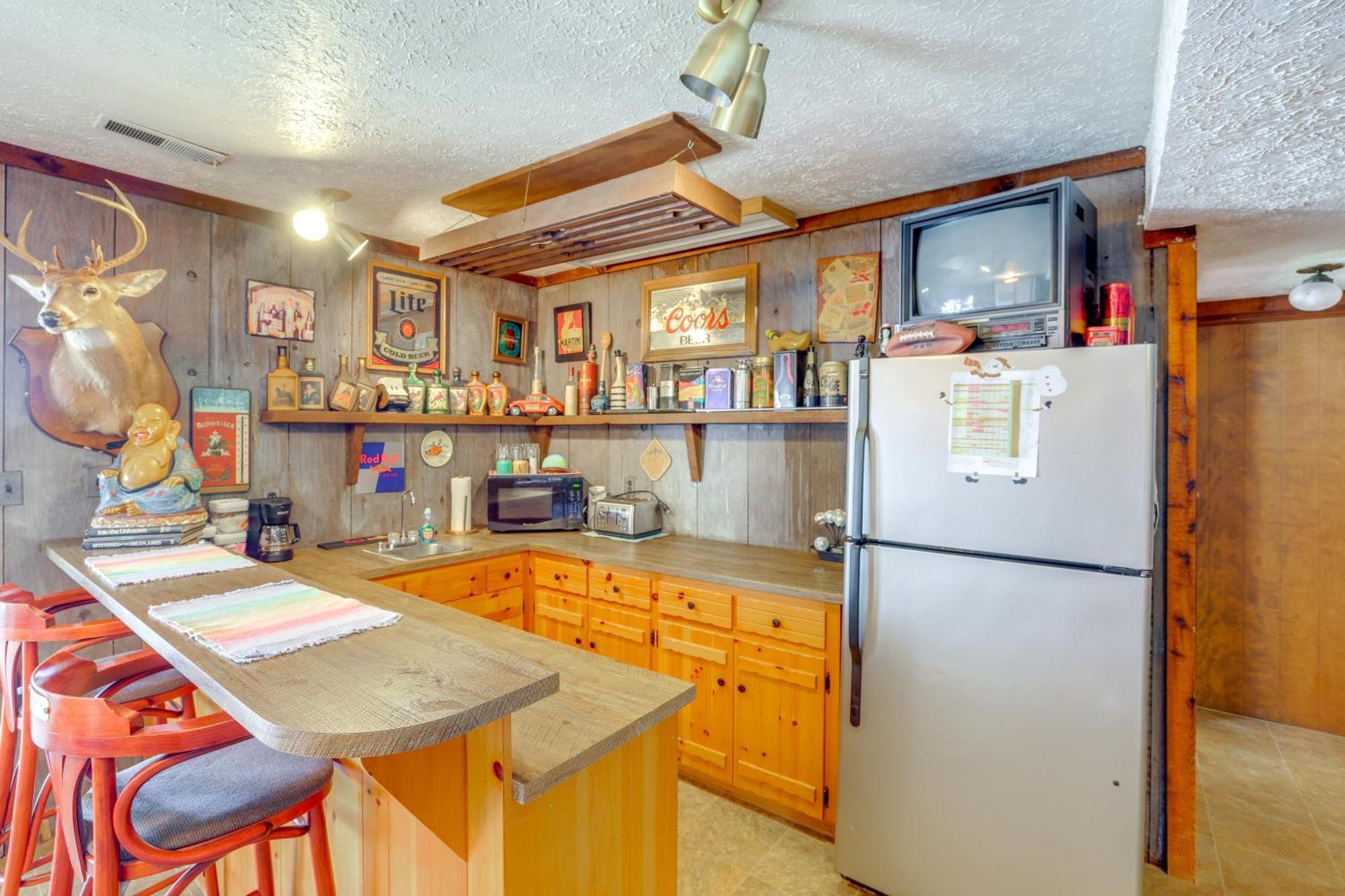Smith Mountain Lake Retreat With Private Beach! Huddleston المظهر الخارجي الصورة