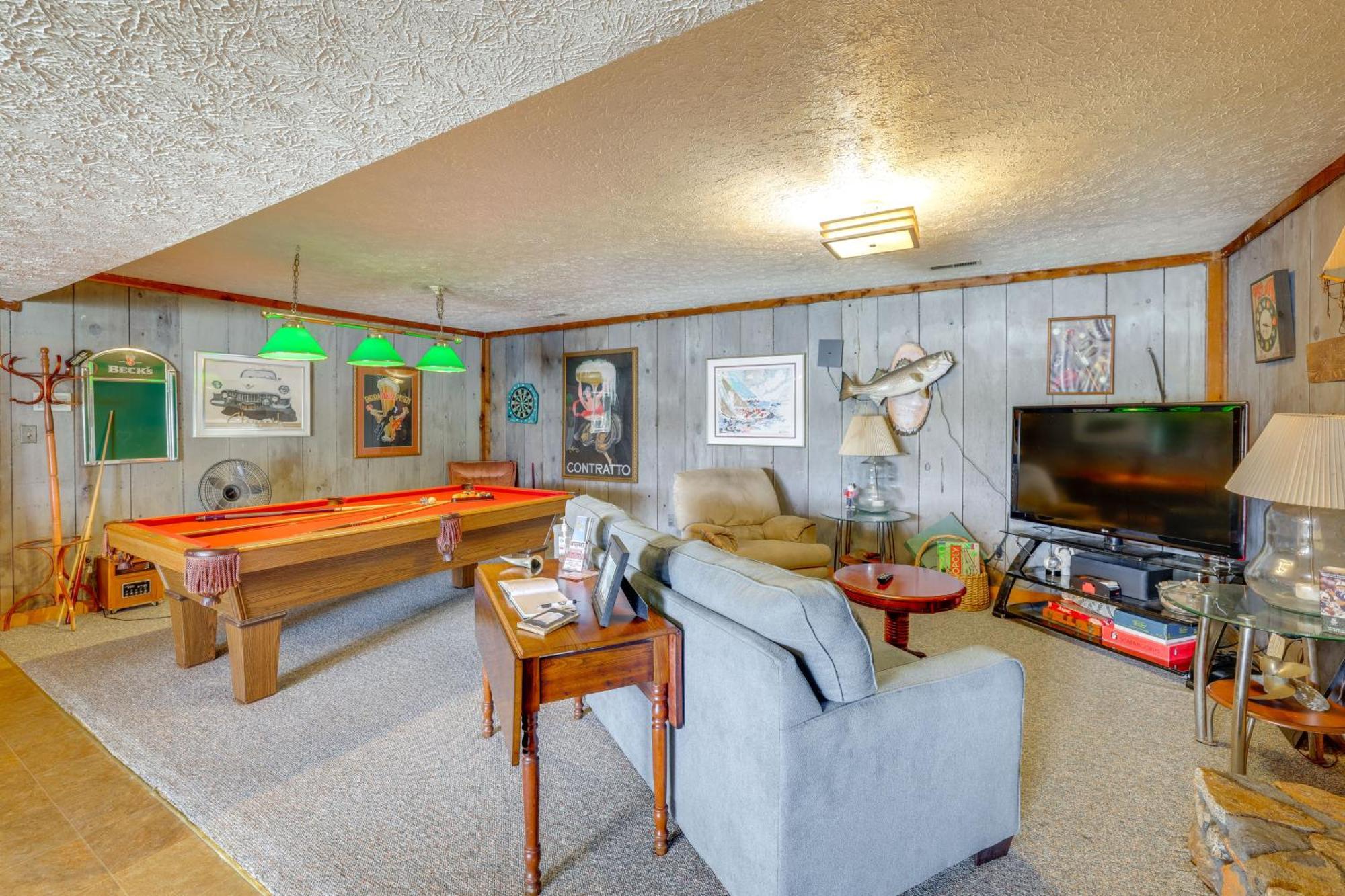 Smith Mountain Lake Retreat With Private Beach! Huddleston المظهر الخارجي الصورة